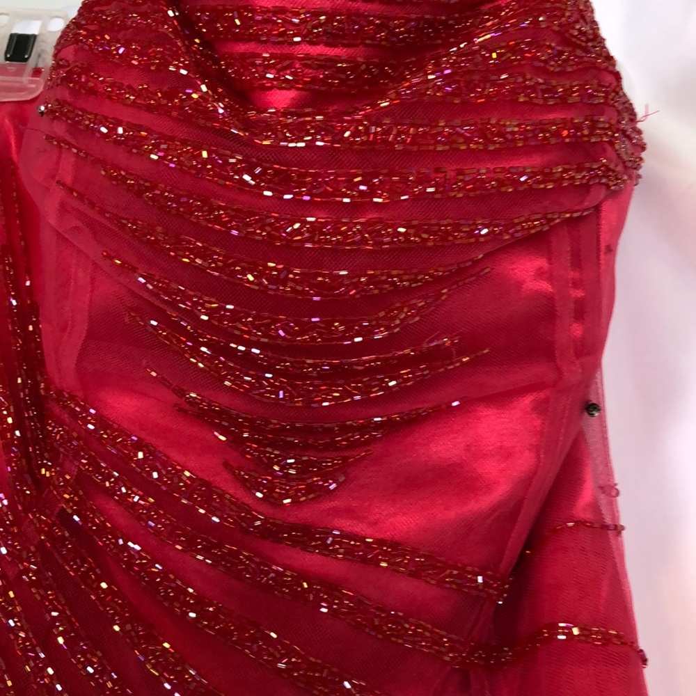 FORMAL DRESS - Picture 2 of 10